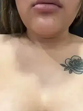 Stripchat Nude Webcam of Rosy_BabyDoll