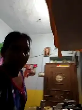 Stripchat Free Porn Cam of Priyasexcpl
