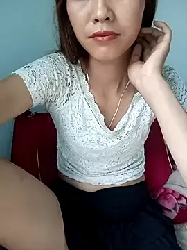 Stripchat Free Porn Cam of Suly-sweet