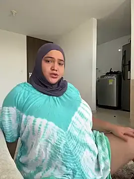 Stripchat Adult Webcam of sweetmuslim01