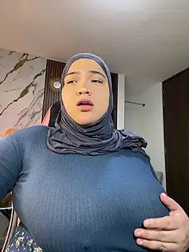 Stripchat Watch Live Sex Cams of sweetmuslim01