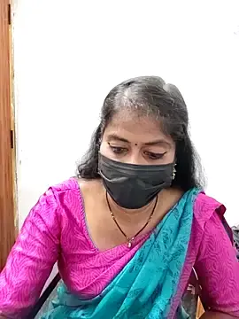 Stripchat Adult Webcam of tamil_Sigappu_Roja