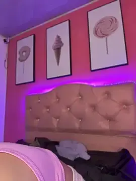Stripchat Live Porn of Megaan__More