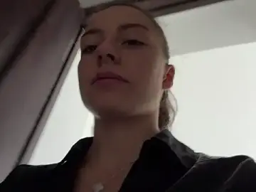 Stripchat Free Live Porn of IraidaArvayo