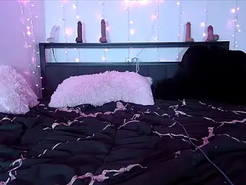 Stripchat Watch Live Sex Cams of QueenLolaX