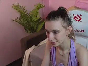 Stripchat Free Live Porn of kaleriyaa_