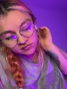 Stripchat Free Porn Cam of Sophia_Weest99