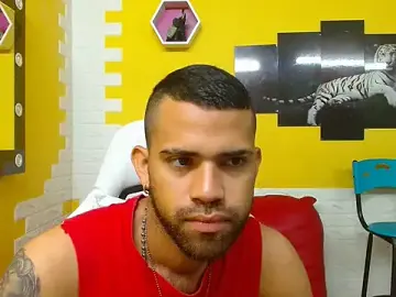 Stripchat Adult Webcam of chacorta_