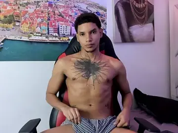 Stripchat Sex Chat of kai_storm77