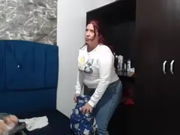 Stripchat Sex Chat of ISAMOONX