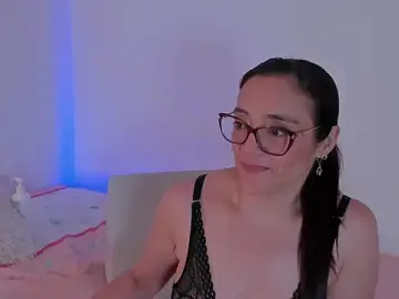 Stripchat Sex Cam of Jessica_Herrera_