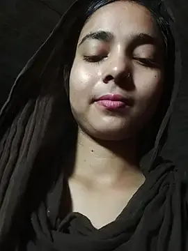 Stripchat Adult Video Chat of Simran_143