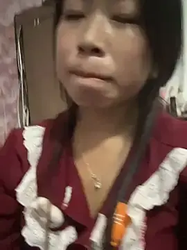 Stripchat Live Sex Cam of Mayly_lucky2