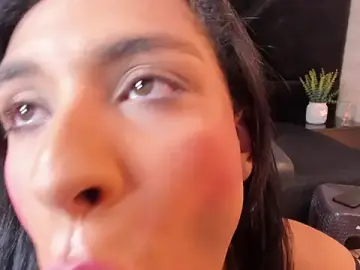 Stripchat Free Live Porn of Isis_Fem_