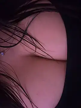 Stripchat Live Sex Cam of izanmiller2001