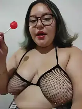 Stripchat Free Live Porn of almitapro07