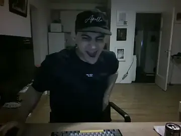 Stripchat Live Sex Cam of mihaimichael