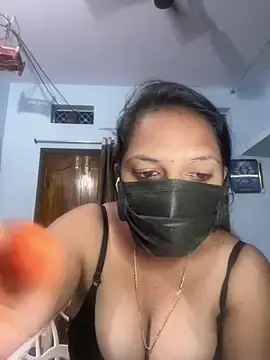Stripchat Nude Webcam of Deepuu__Telugu