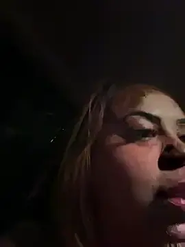 Stripchat Live Sex Cam of lariic