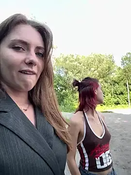 Stripchat Live Sex Cam of MariiD