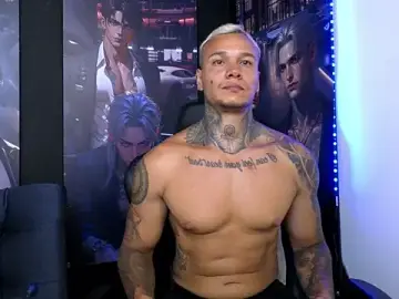 Stripchat Free Porn Cam of damian_becker
