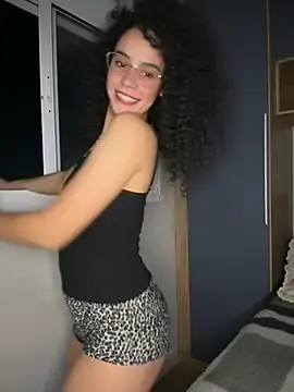 Stripchat Free Porn Cam of SirenStell0