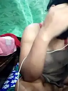 Stripchat Free Porn Cam of Mistompa24