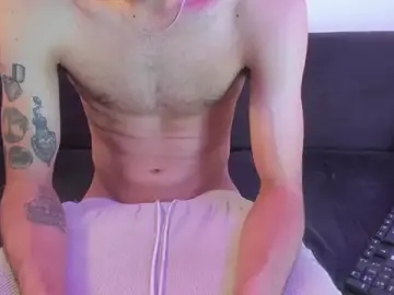 Stripchat Sex Chat of Henrikk_senn
