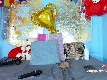 Stripchat Free Porn Cam of melaniecooperr