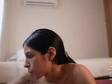 Stripchat Free Live Porn of veronica_mendez1