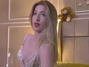Stripchat Best live sex cam show of SerenaBennet