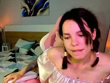 Stripchat Live Sex Cam of Maya_Campbell