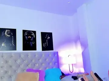 Stripchat Live Sex of naomy_68