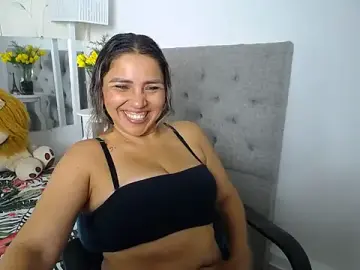 Stripchat Adult Webcam of cum_bigass