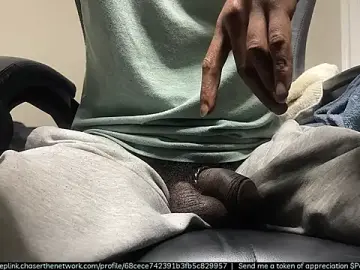 Stripchat Live Sex Cam of MobyDxck