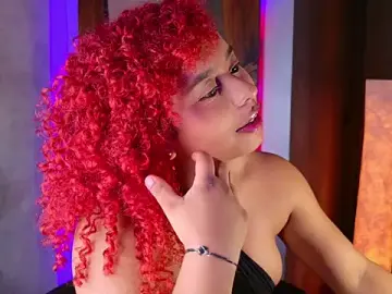 Stripchat Live Sex of lara_curly