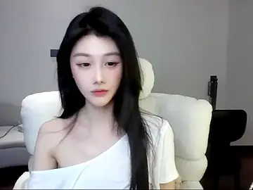 Stripchat Nude Webcam of SylvieMaya