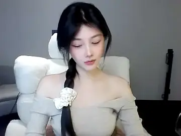Stripchat Sex Cam of SylvieMaya