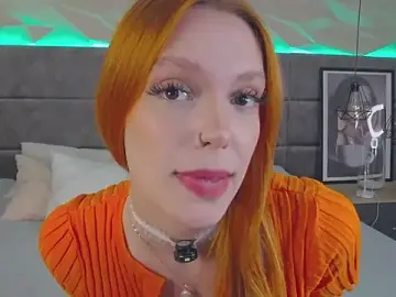Stripchat Adult Webcam of AvaLarson