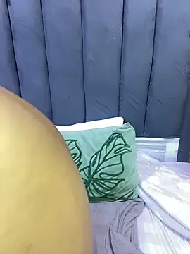 Stripchat Watch Live Sex Cams of SexyPetitex25
