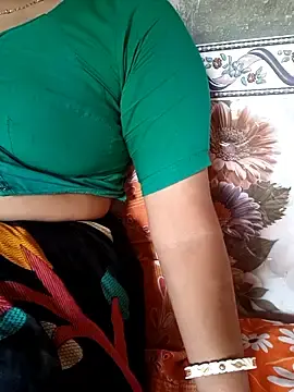 Stripchat Adult Video Chat of minadixit17