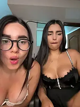 Stripchat Adult Webcam of Maddy_Rouse_
