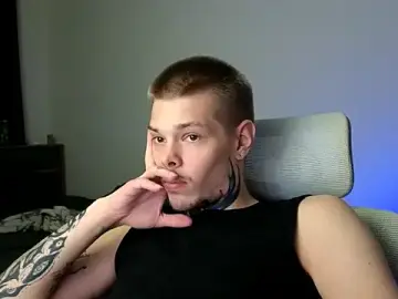 Stripchat Live Porn of DENIS_HERE