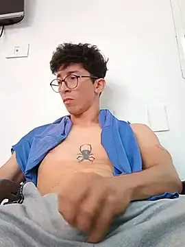 Stripchat Free Live Porn of alanandtifany