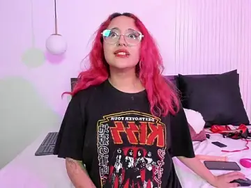 Stripchat Best live sex cam show of raven_nyx