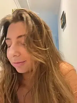 Stripchat Nude Webcam of curvyflawless
