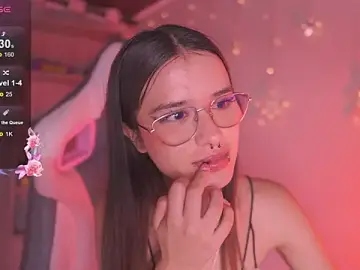 Stripchat Sex Cam of Lana_Dreams_