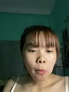 Stripchat Watch Live Sex Cams of Cry_sexy