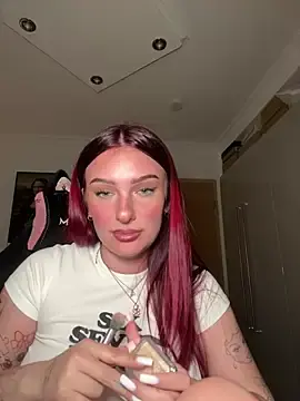 Stripchat Adult Webcam of OliviaaFischer