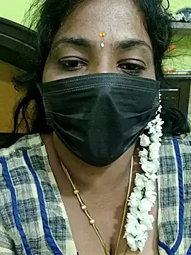 Stripchat Free Porn Cam of Tamil_Mithra